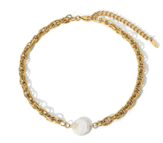 Sable Pearl Pendant Necklace